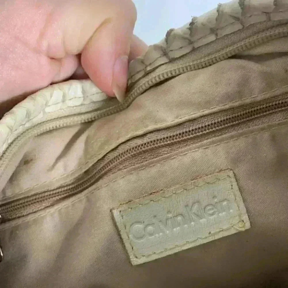 Calvin Klein ivory snakeskin satchel bag - Picture 6 of 8